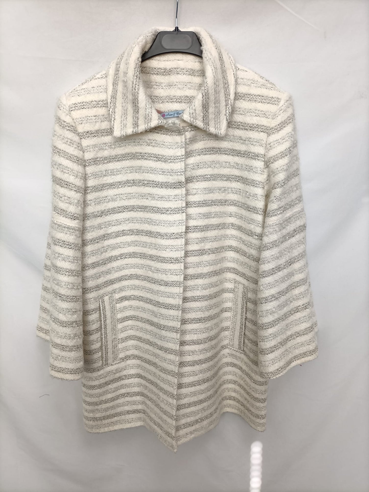 ICIAR Y CANDELA.Abrigo beige T.44