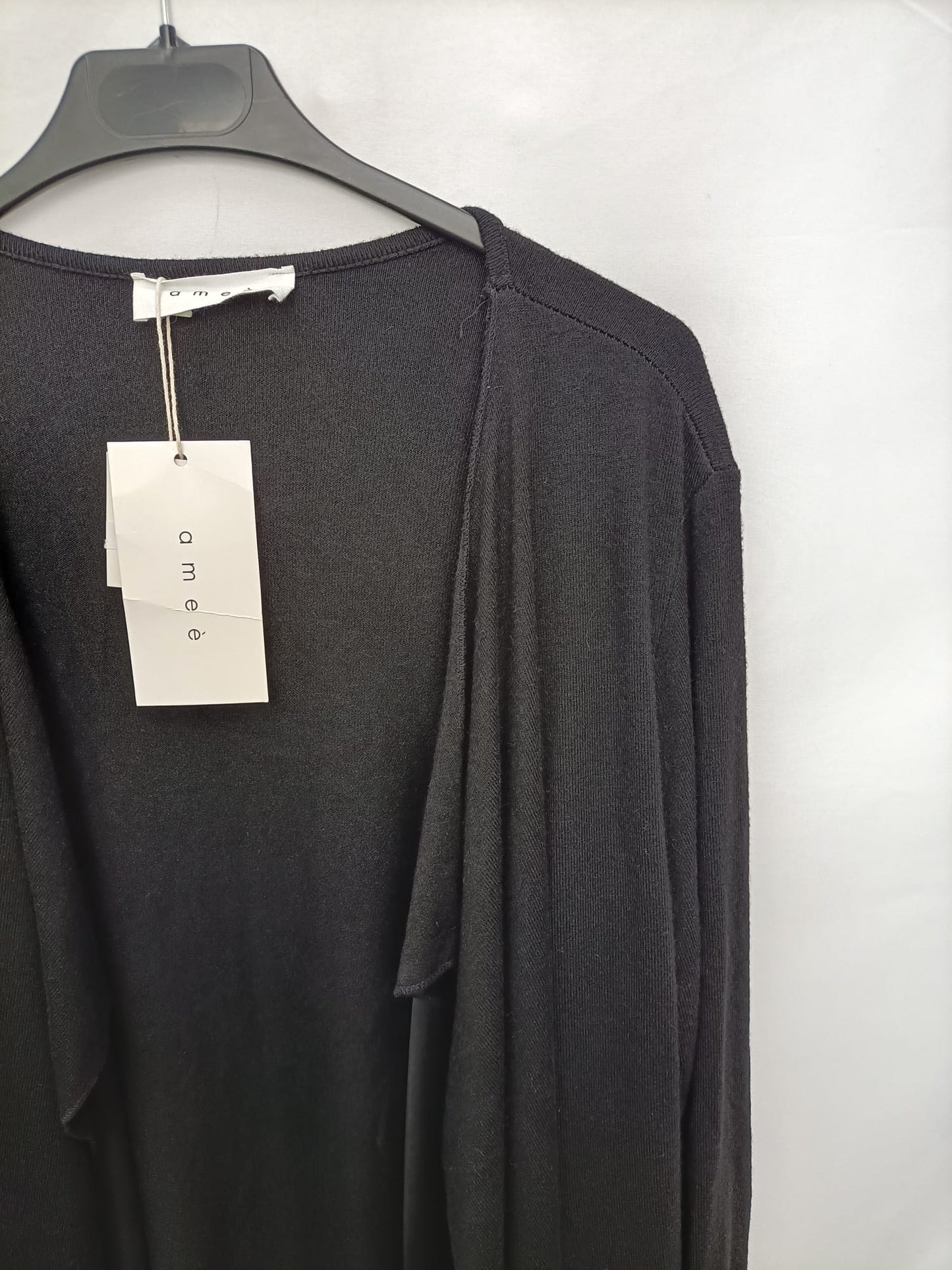 AMEE.Rebeca negra fluida solapa TU(M)