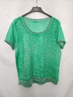 NEW COLLECTION.Camiseta verde detalles purpurina T.L