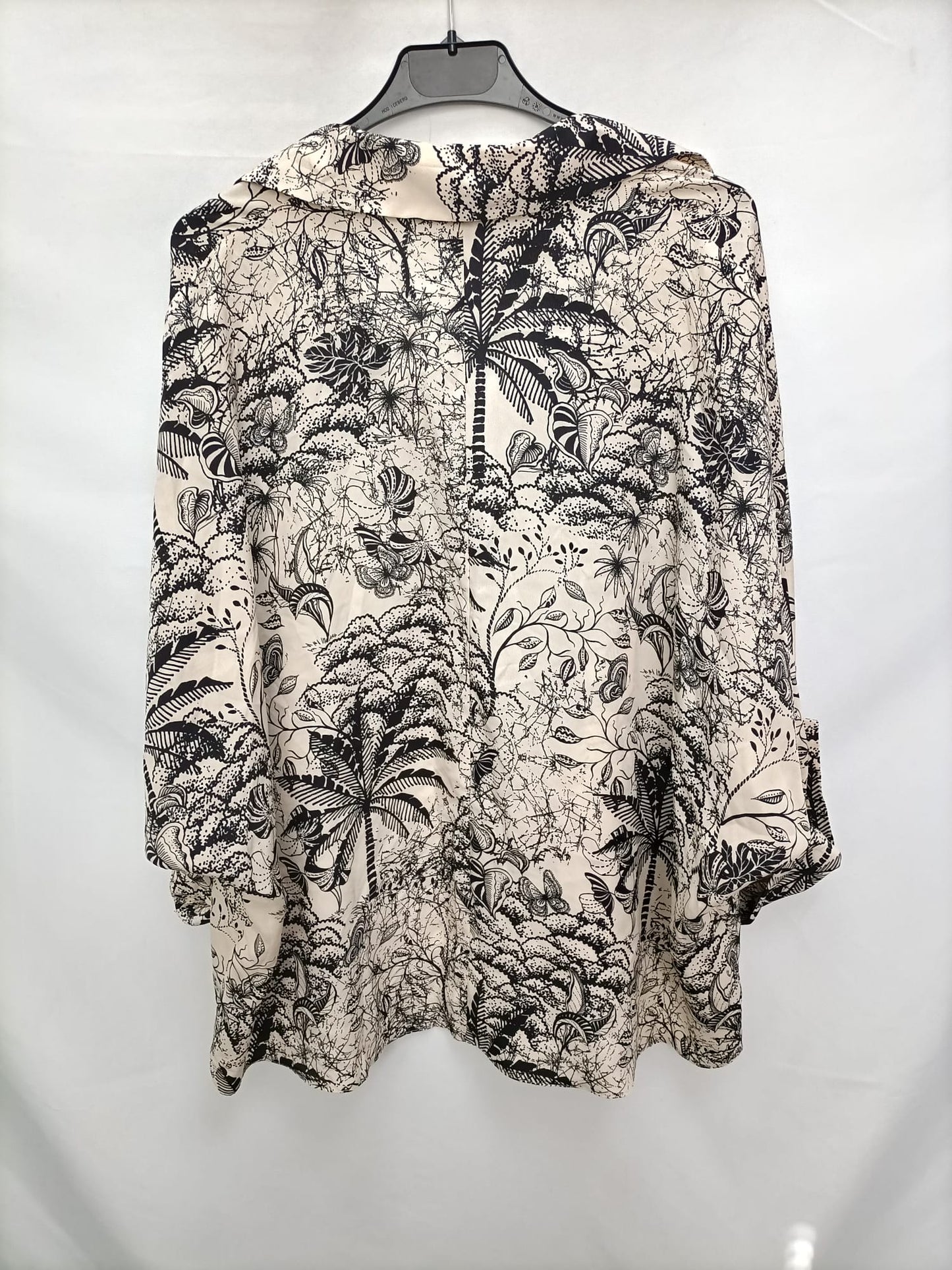 PRIMARK.Beige black print blouse T.44