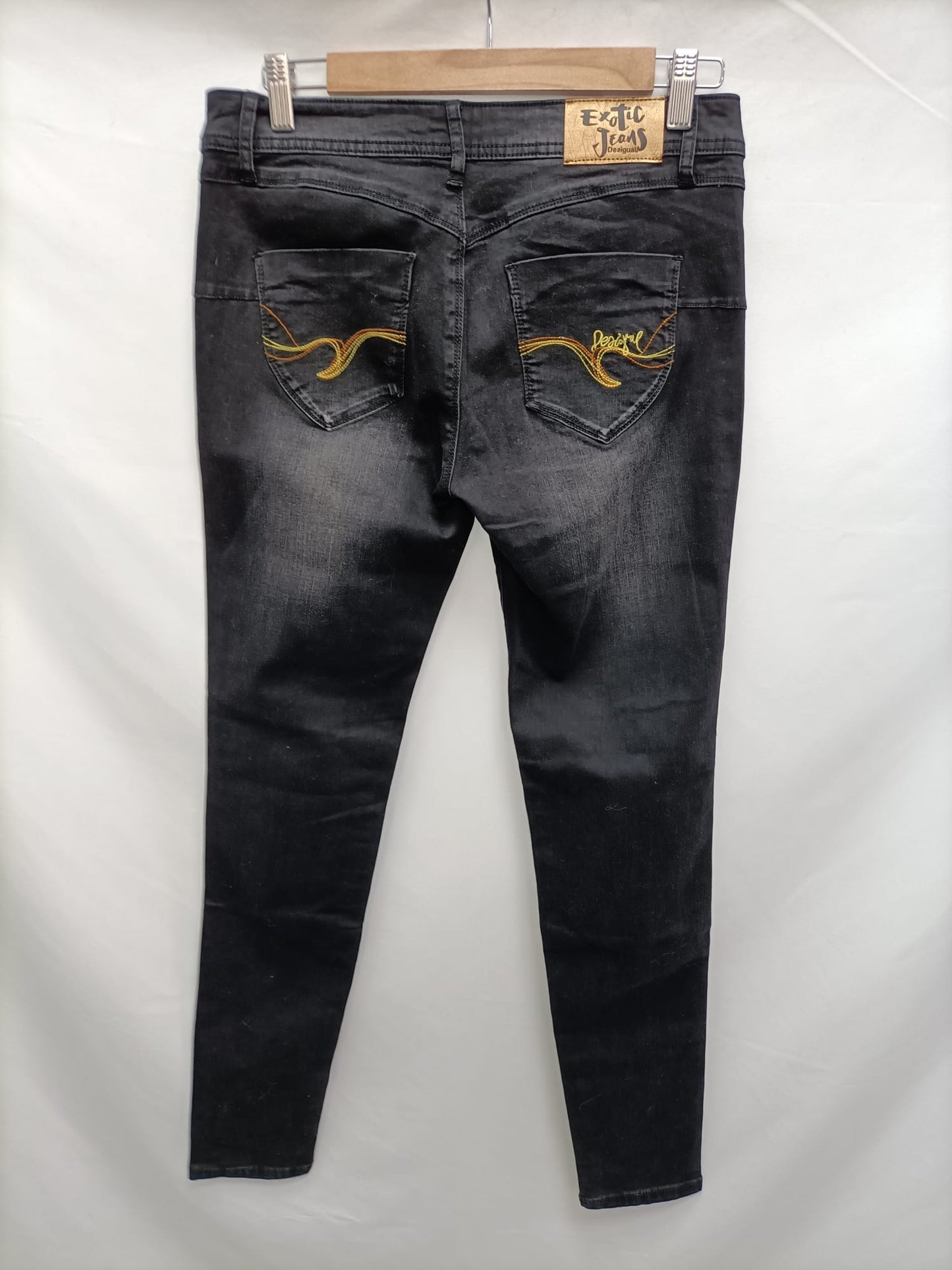 DESIGUAL. Black denim size 40