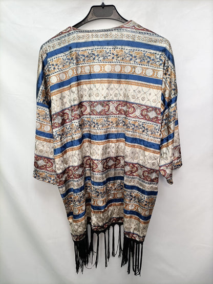 PULL&BEAR. Kimono terciopelo T.so