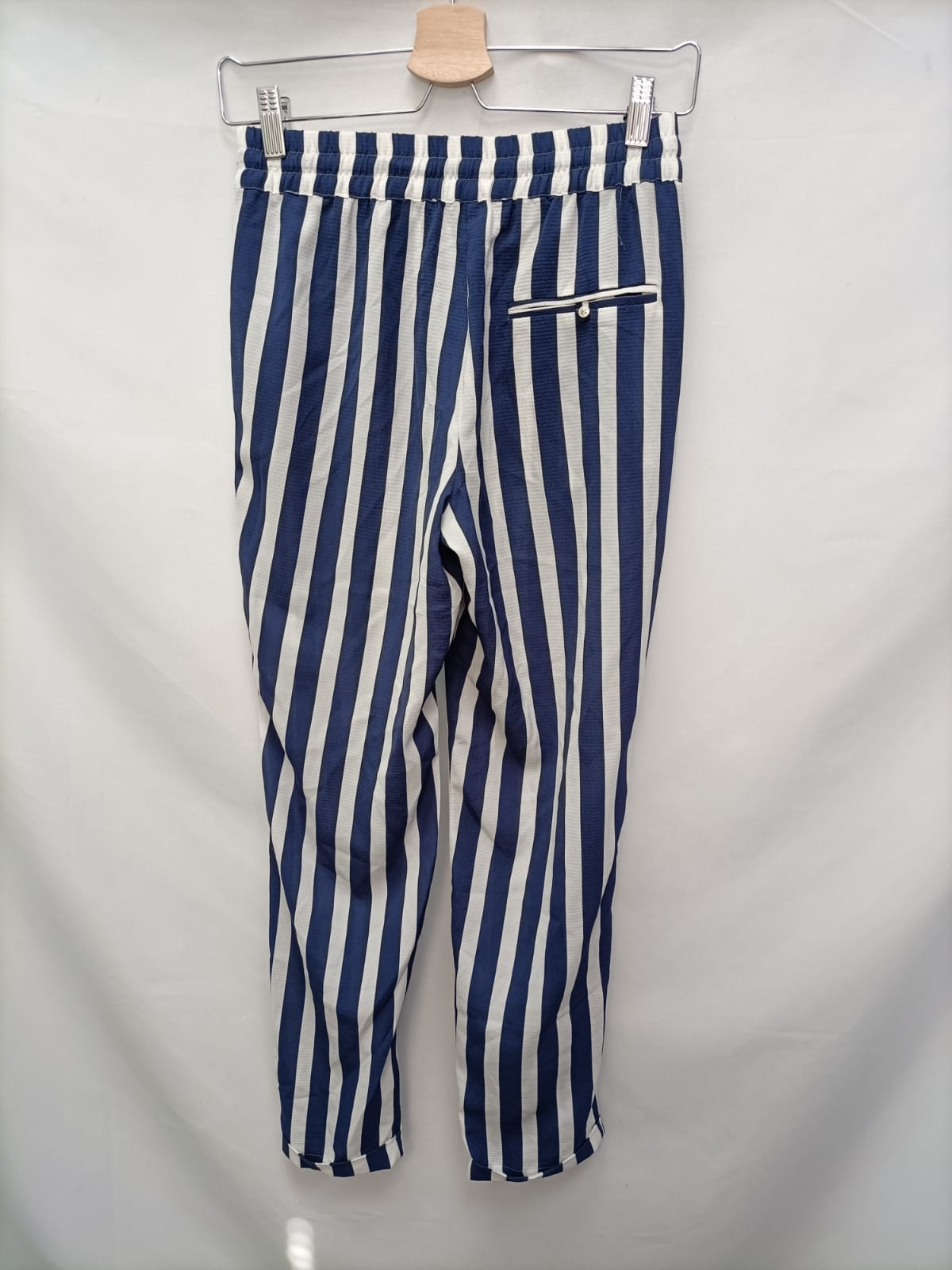 ZARA. Pantalón fluido rayas T.xs