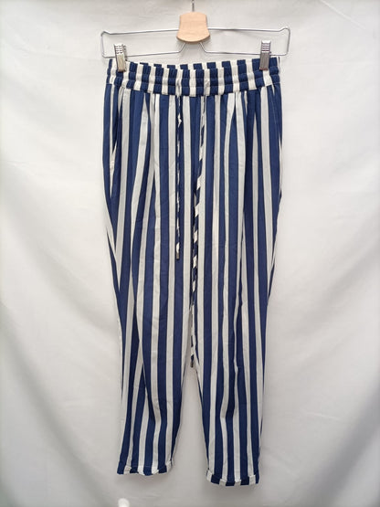 ZARA. Pantalón fluido rayas T.xs