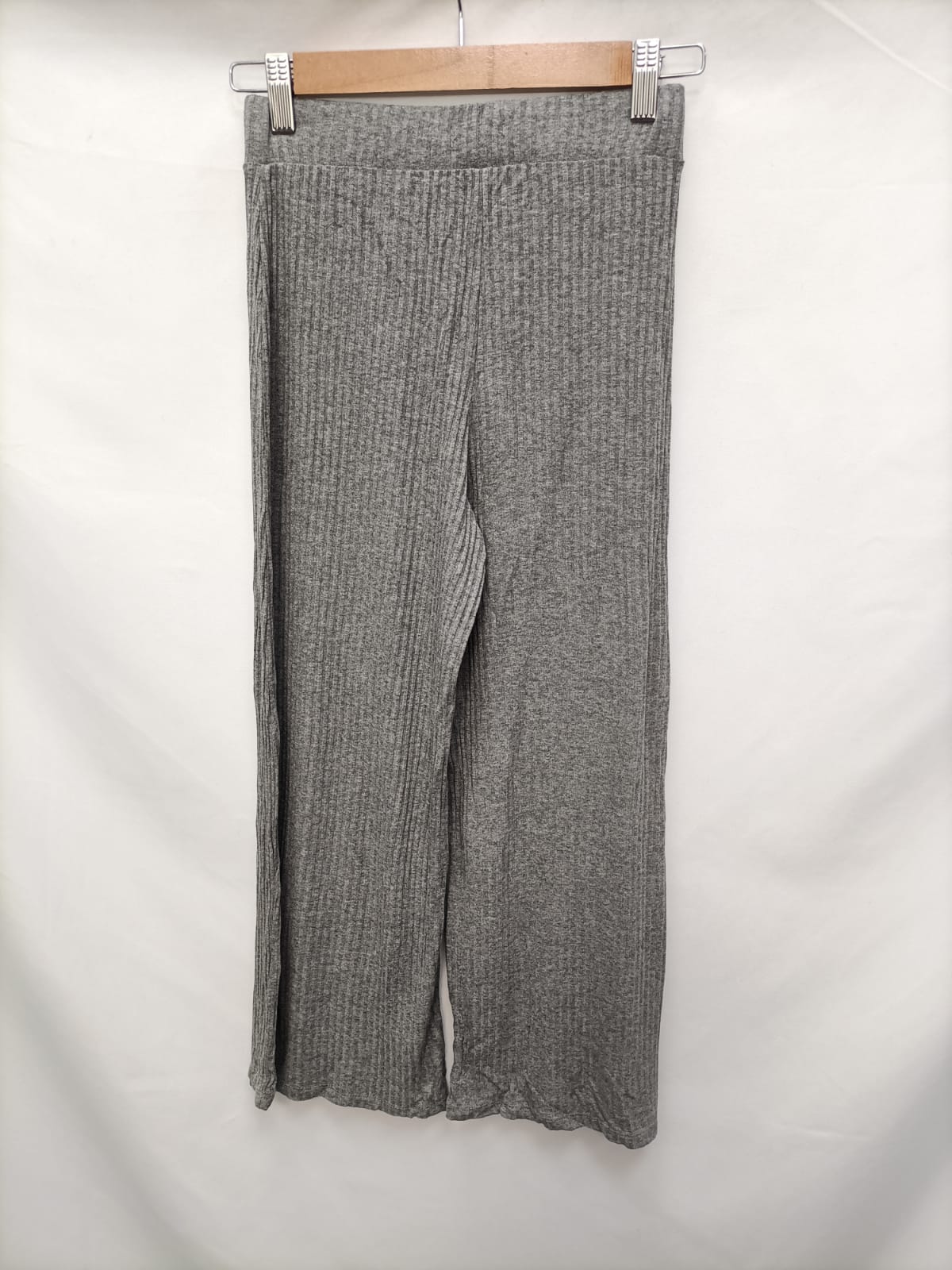 BERSHKA. Grey ribbed trousers T.xs