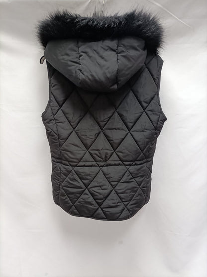 ZARA.Plumas negro sin mangas T.M