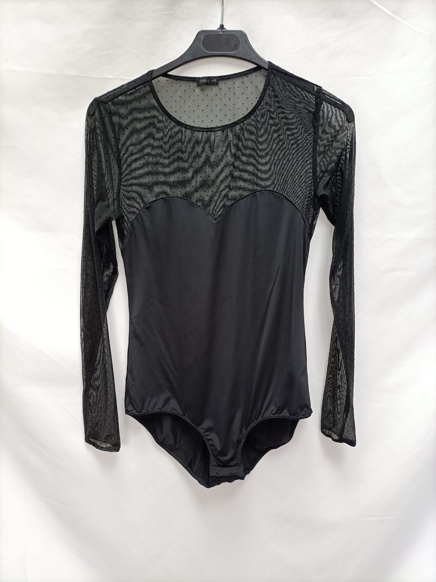 OYSHO.Body negro plumeti T.s