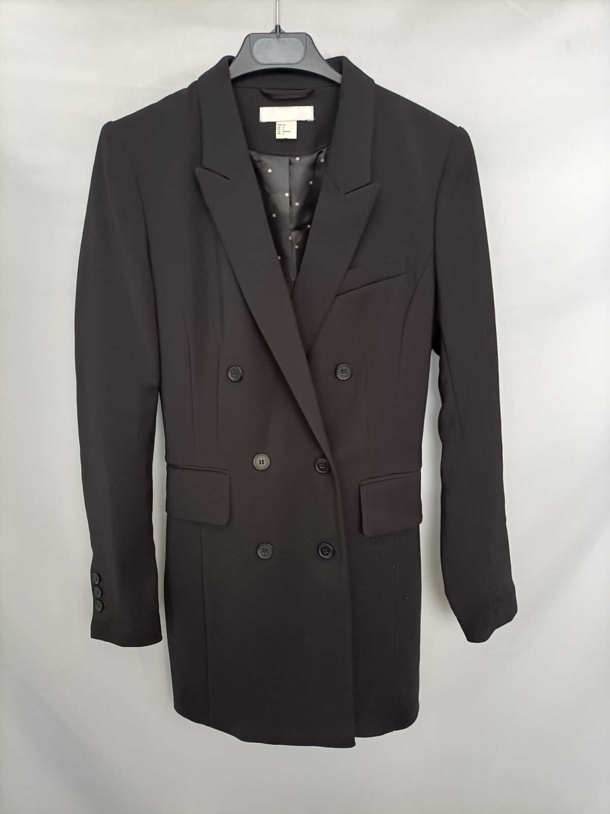 H&M.Abrigo negro estilo blazer T.36