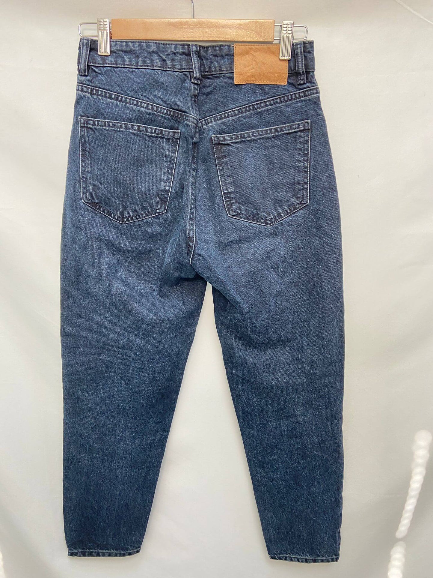 ZARA. Slouchy dark denim S.36