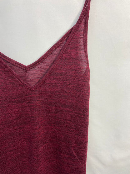 OTRAS. Top burdeos T.m