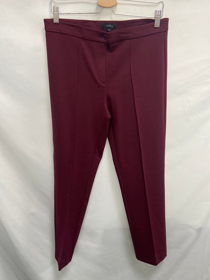 ANTEA.Pantalones pinzas burdeos T.44