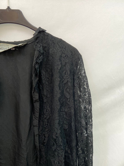 ANNIE ROLE. Black lace jacket, size 48