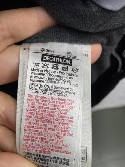 DECATHLON. Abrigo negro nieve T.s