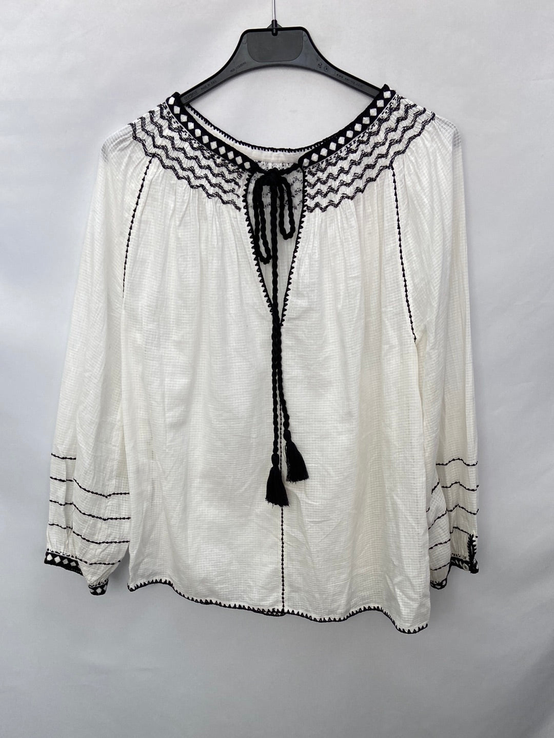 MASSCOB.Blusa textura bordada algodón T.xs