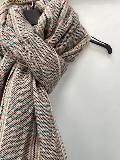 OTRAS.Bufanda oversized tonos pastel