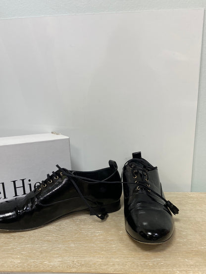 PEDRO DEL HIERRO. Black lace-up shoes, size 39