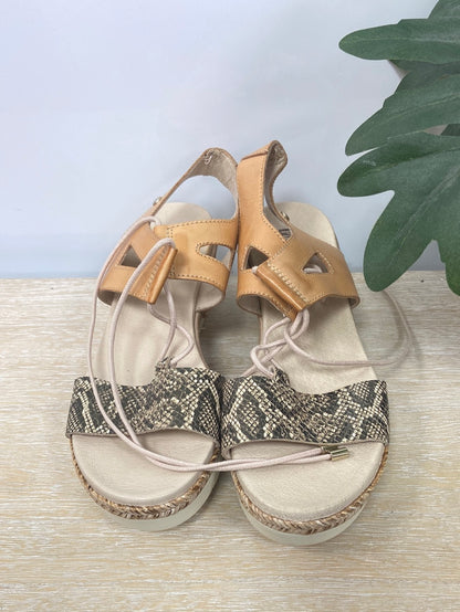 PIKOLINOS.Sandalias cuerdas T.37