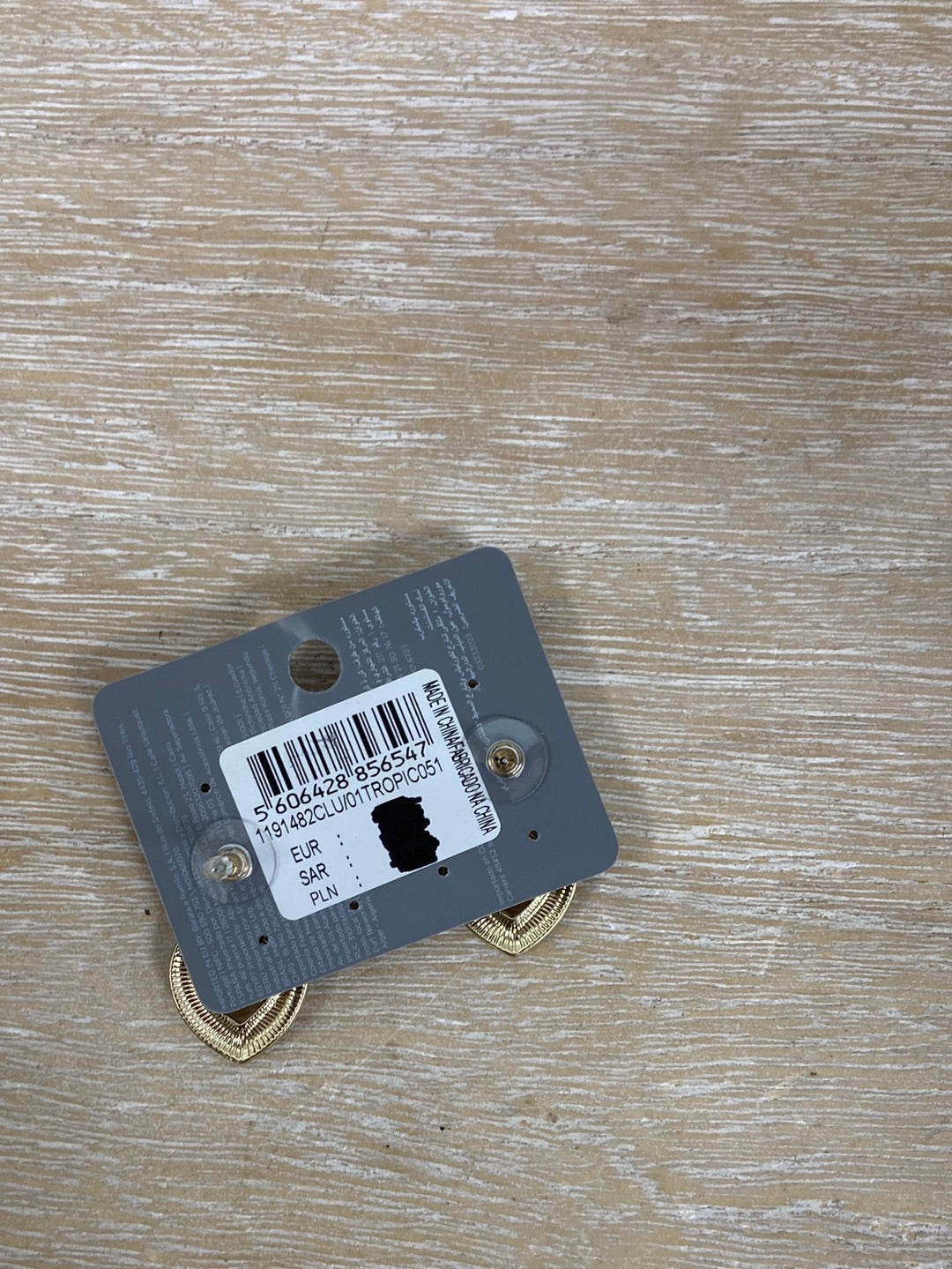 PARFOIS.Pendientes dorados piedra