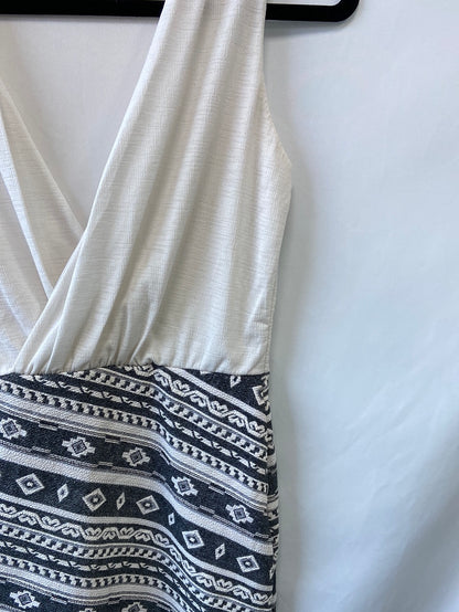 AXG.Vestido doble textura T.S/M