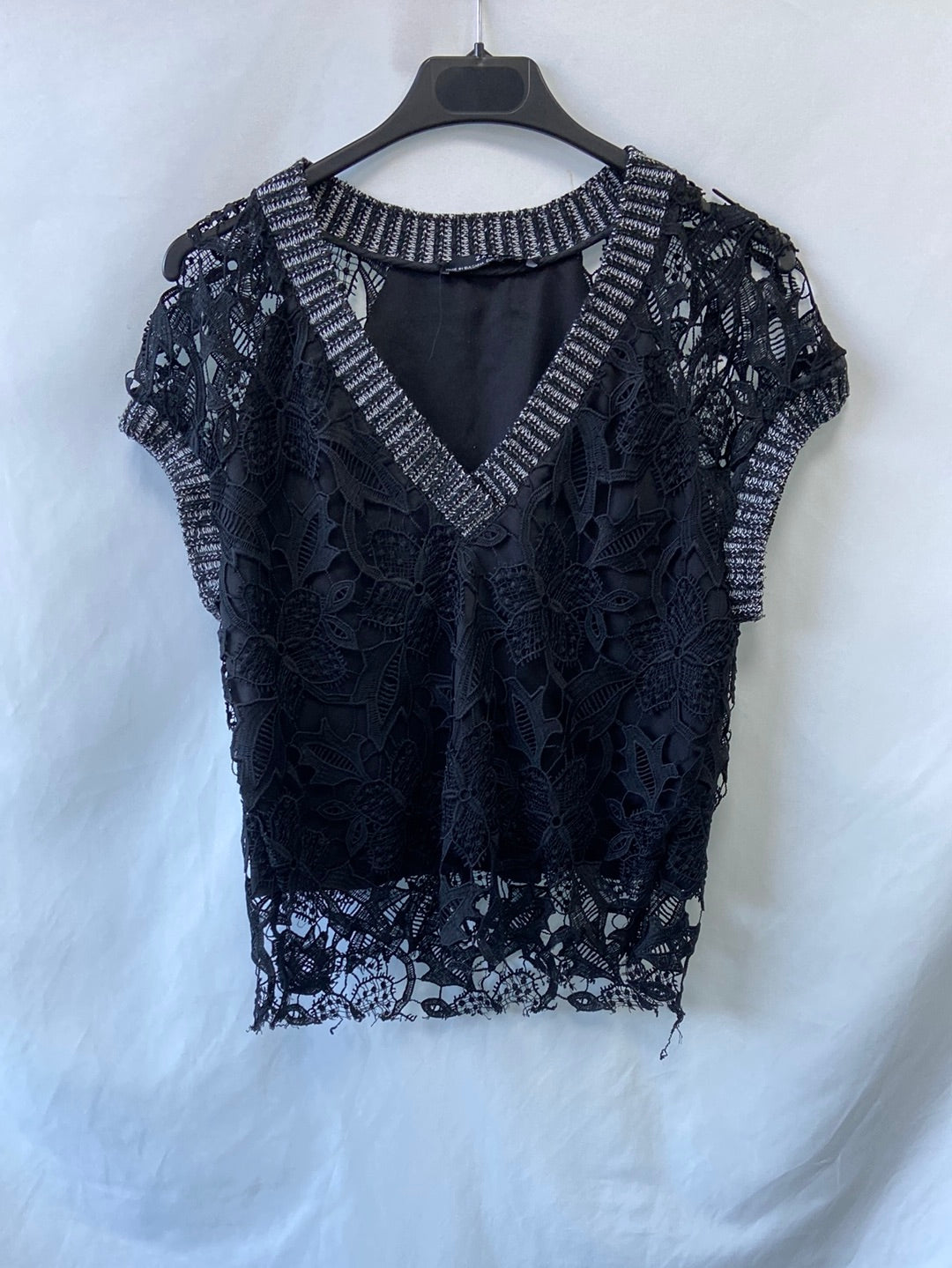 ZARA.Top negro encaje T.S