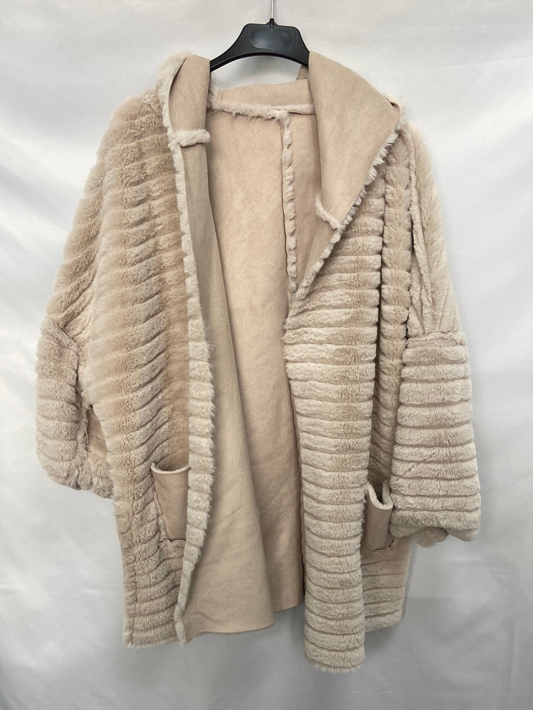 OTRAS.Abrigo reversible T.s/m