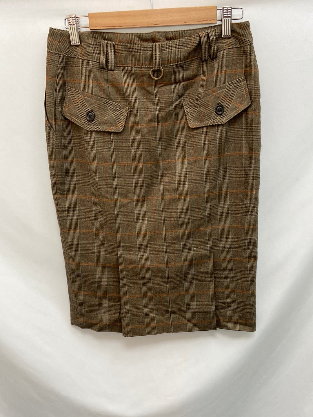 YERA. Checkered skirt size 38