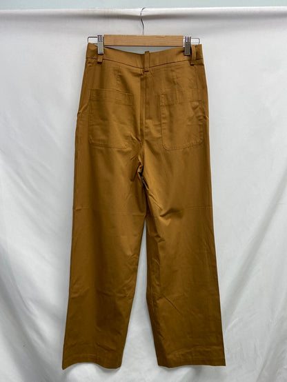MANGO. Pantalón camel pinzas T.36
