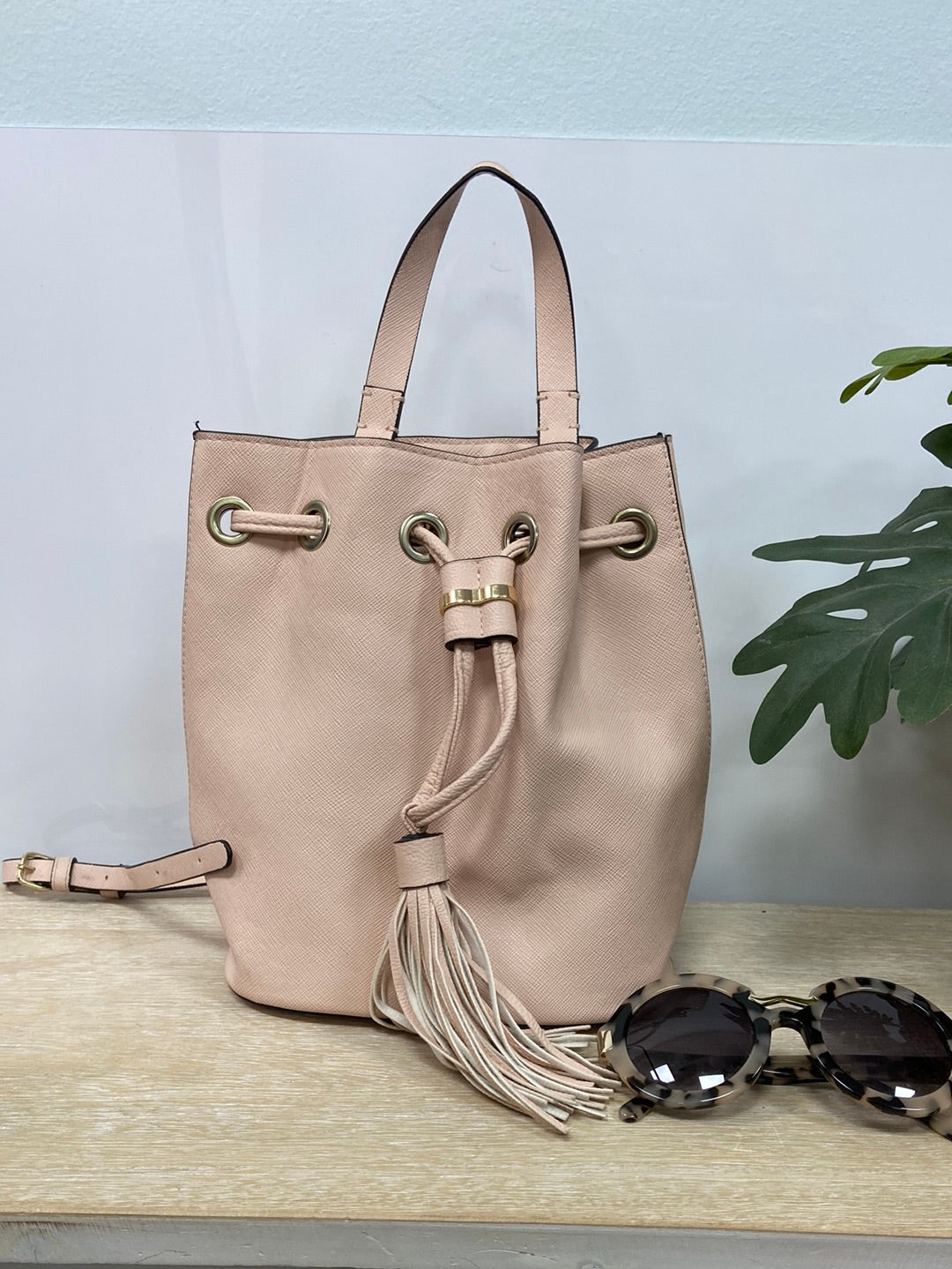 FOREVER21.Pink pink bag style backpack