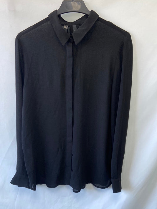 MANGO.Camisa negra T.S