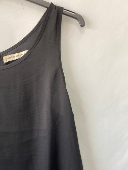 STRADIVARIUS.Top fluido negro T.M