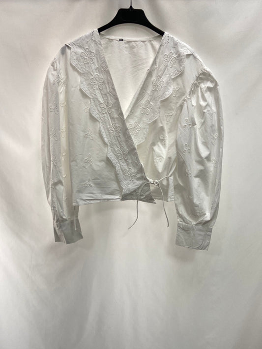 OTRAS.Blusa blanca troquelada TU (S)