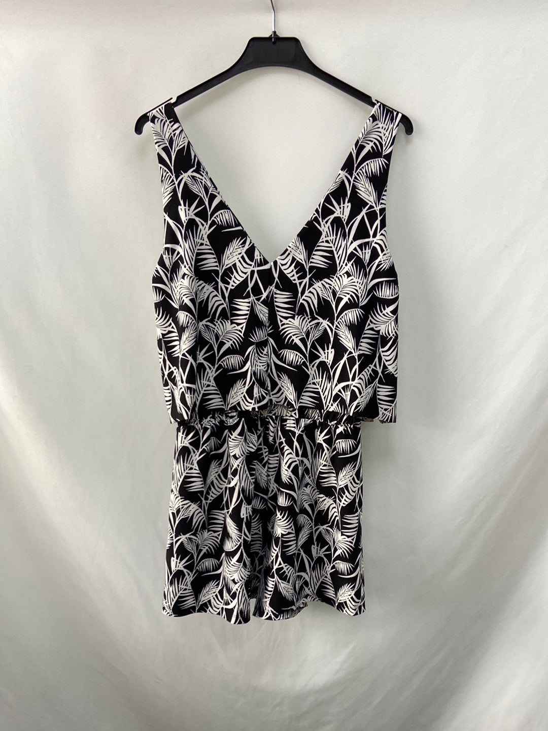 MANGO. Black Ts short jumpsuit