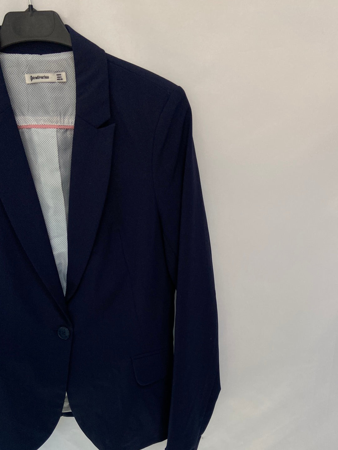 STRADIVARIUS.Blazer azul clásica T.s