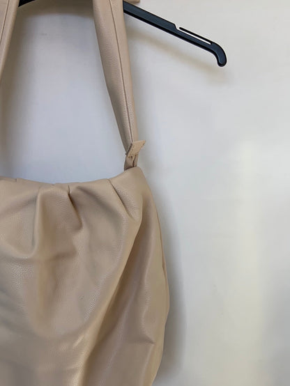 ZARA. Beige faux leather bag (medium)