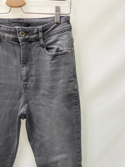 ZARA.Pantalones vaqueros grises T.38
