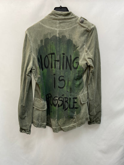 OTHERS.Green jacket with buttons and letters on the back TS/M
