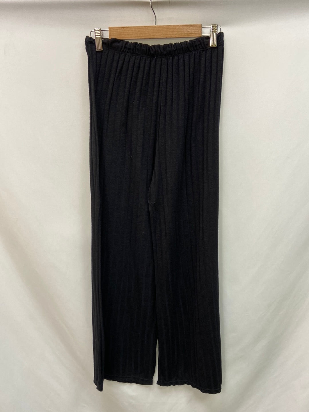 OTRAS.Pantalones canalé negros T.M/L