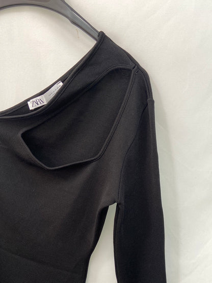 ZARA.Body asimétrico abertura T.M