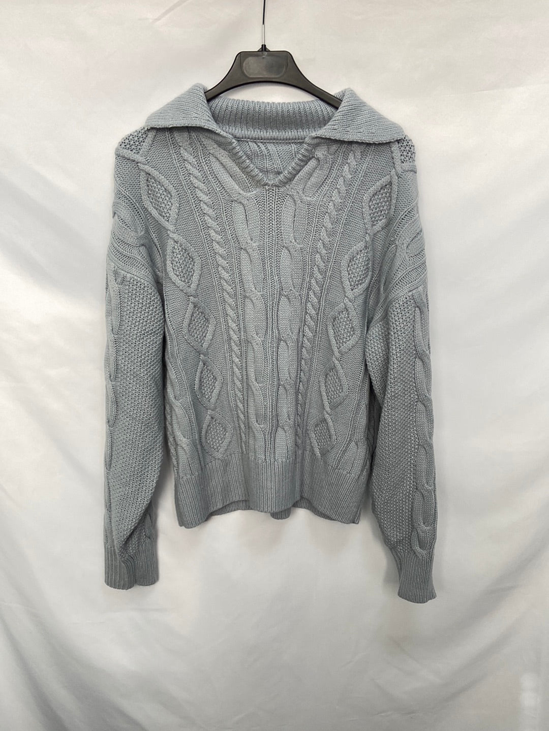 OTHERS. Chubby blue Ts polo sweater