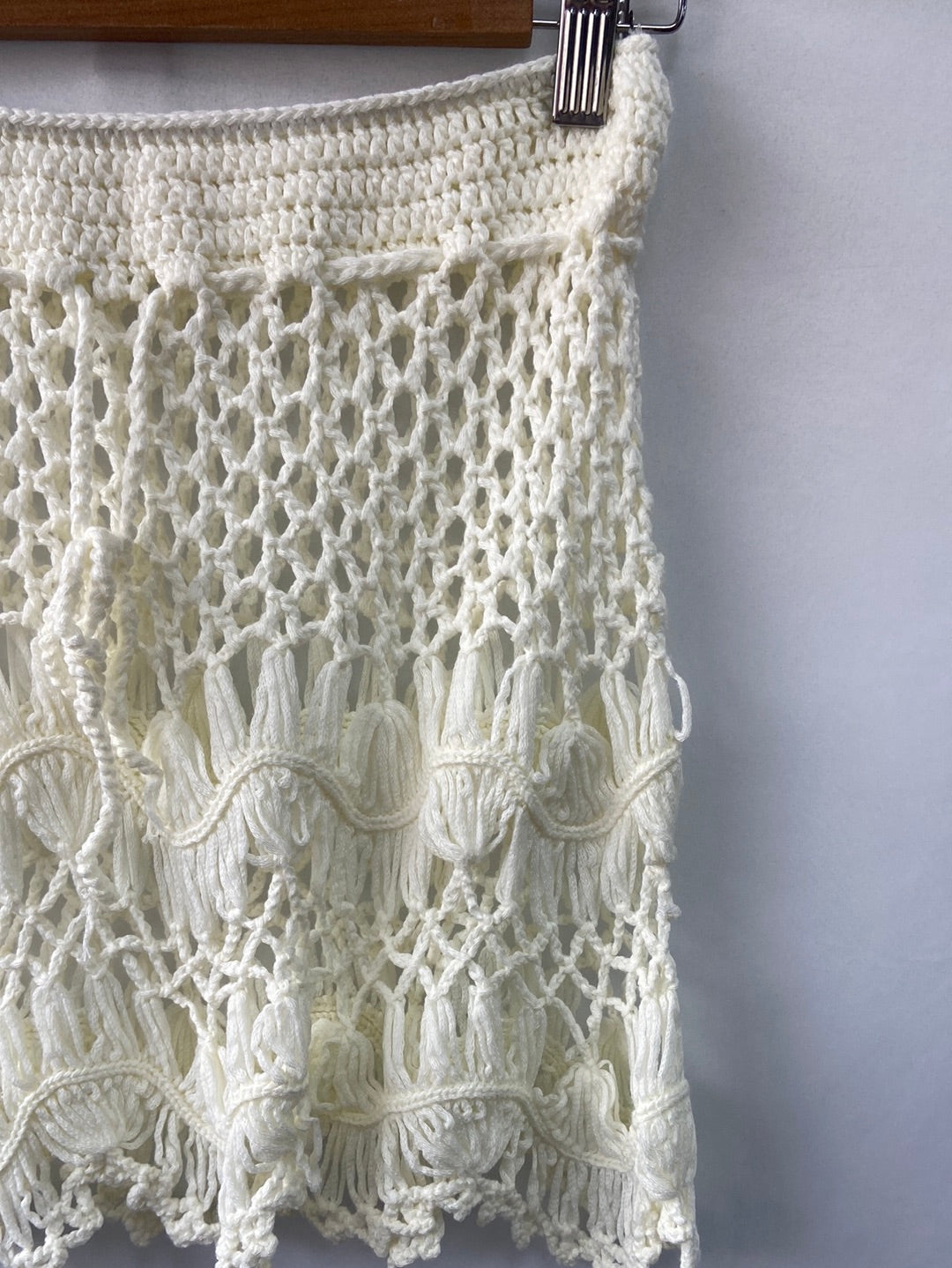 OTRAS.Falda corta croché T.M/L