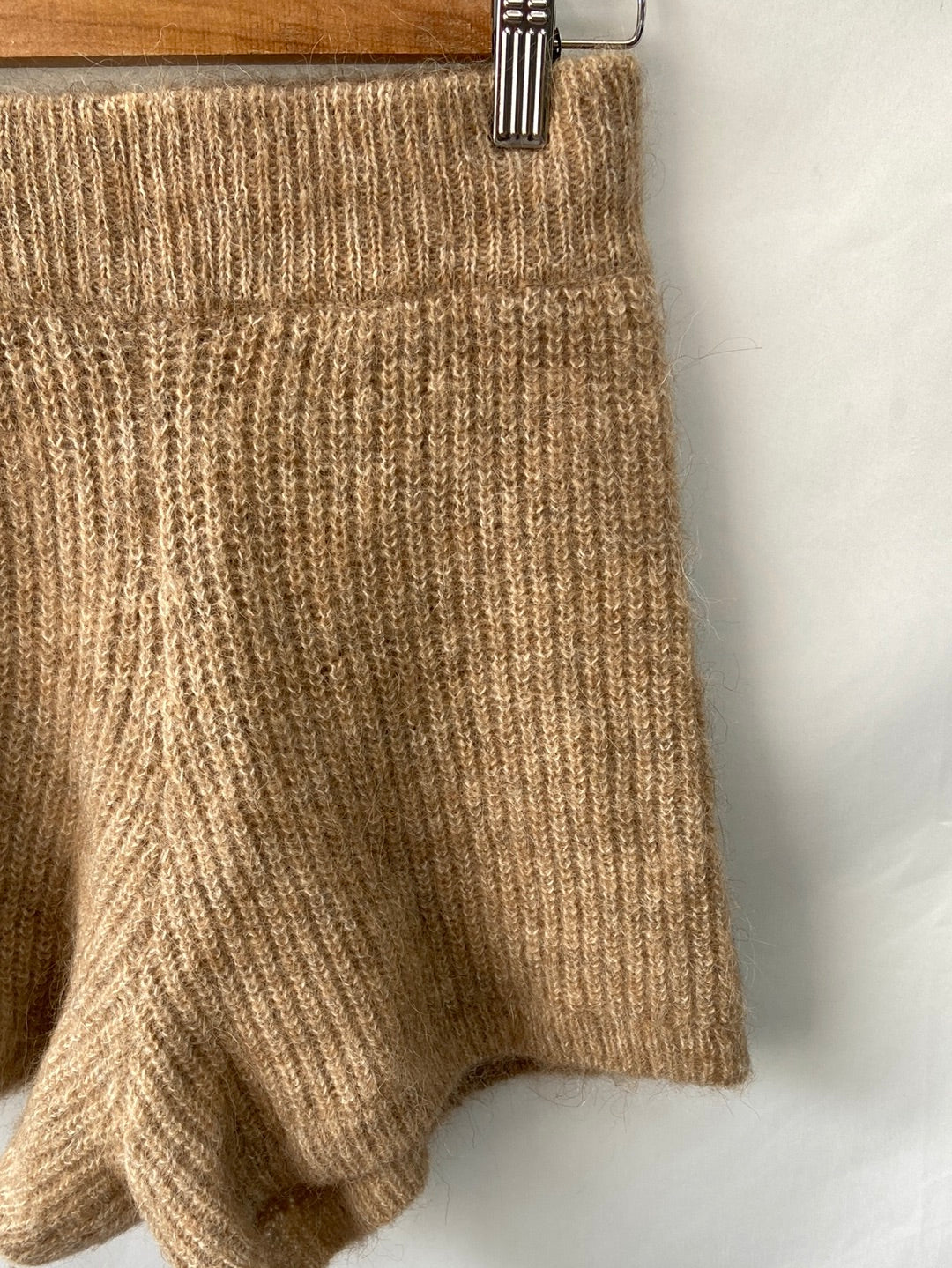 ZARA.Pantalones punto gordito beiges T.S