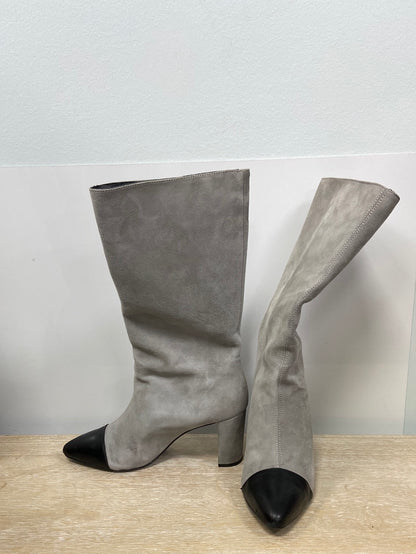 UTERQÜE. botas grises puntera T.38 (tara)