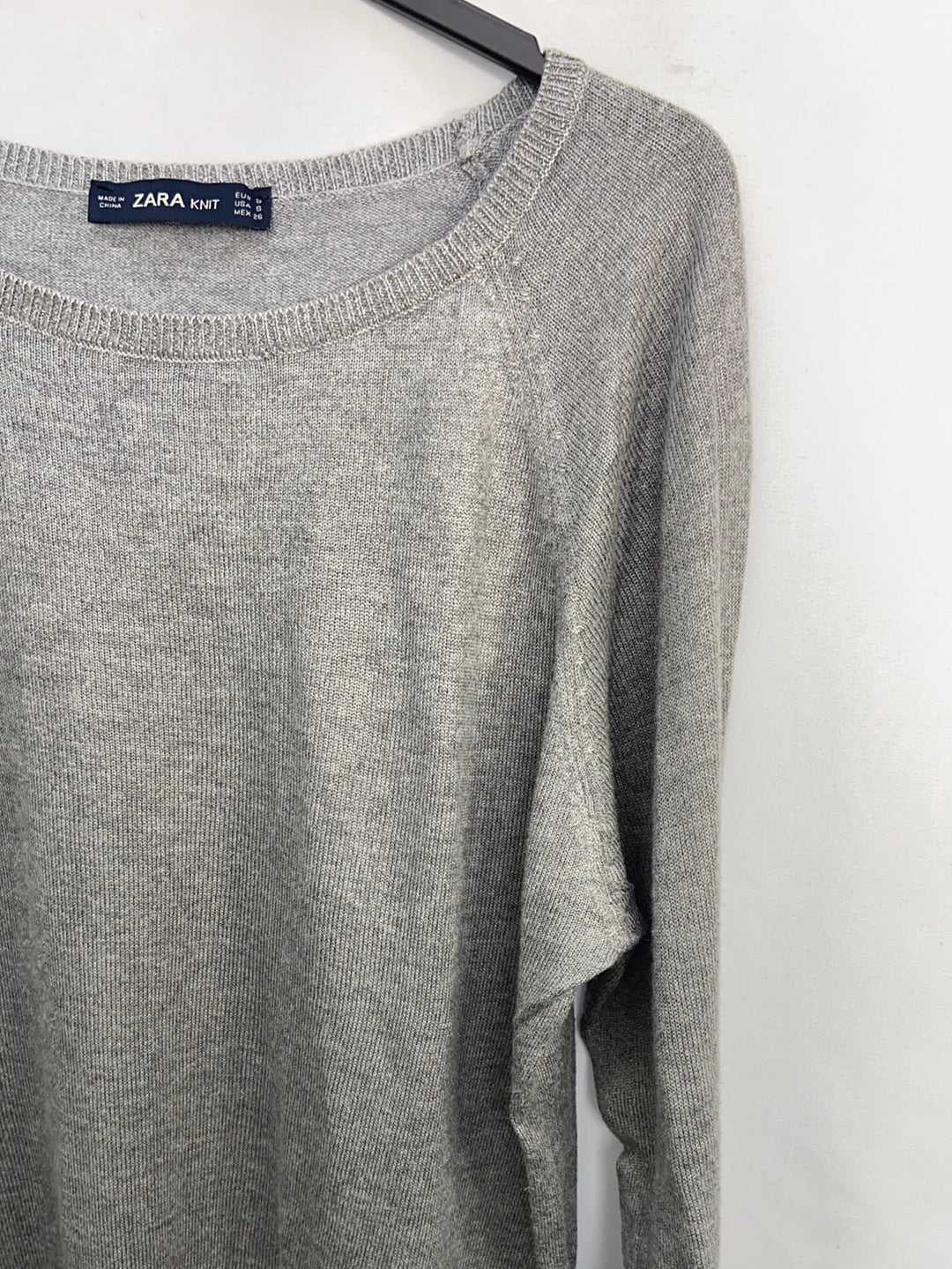 ZARA.Jersey gris punto hilos plateados T.s