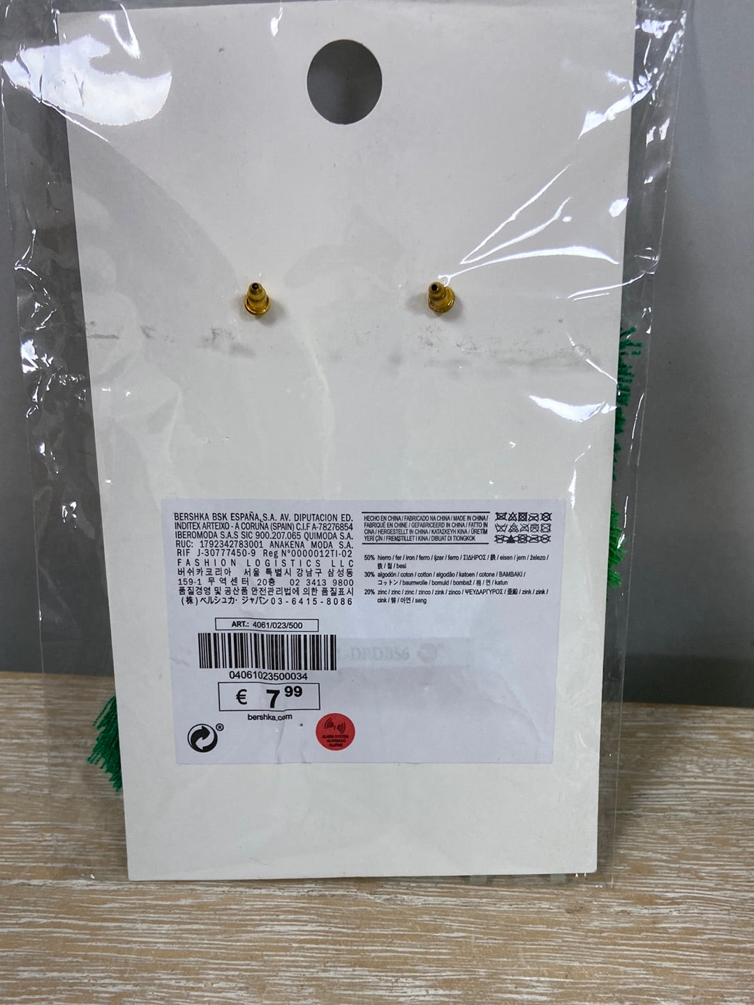 BERSHKA.Pendientes maxi flecos verdes