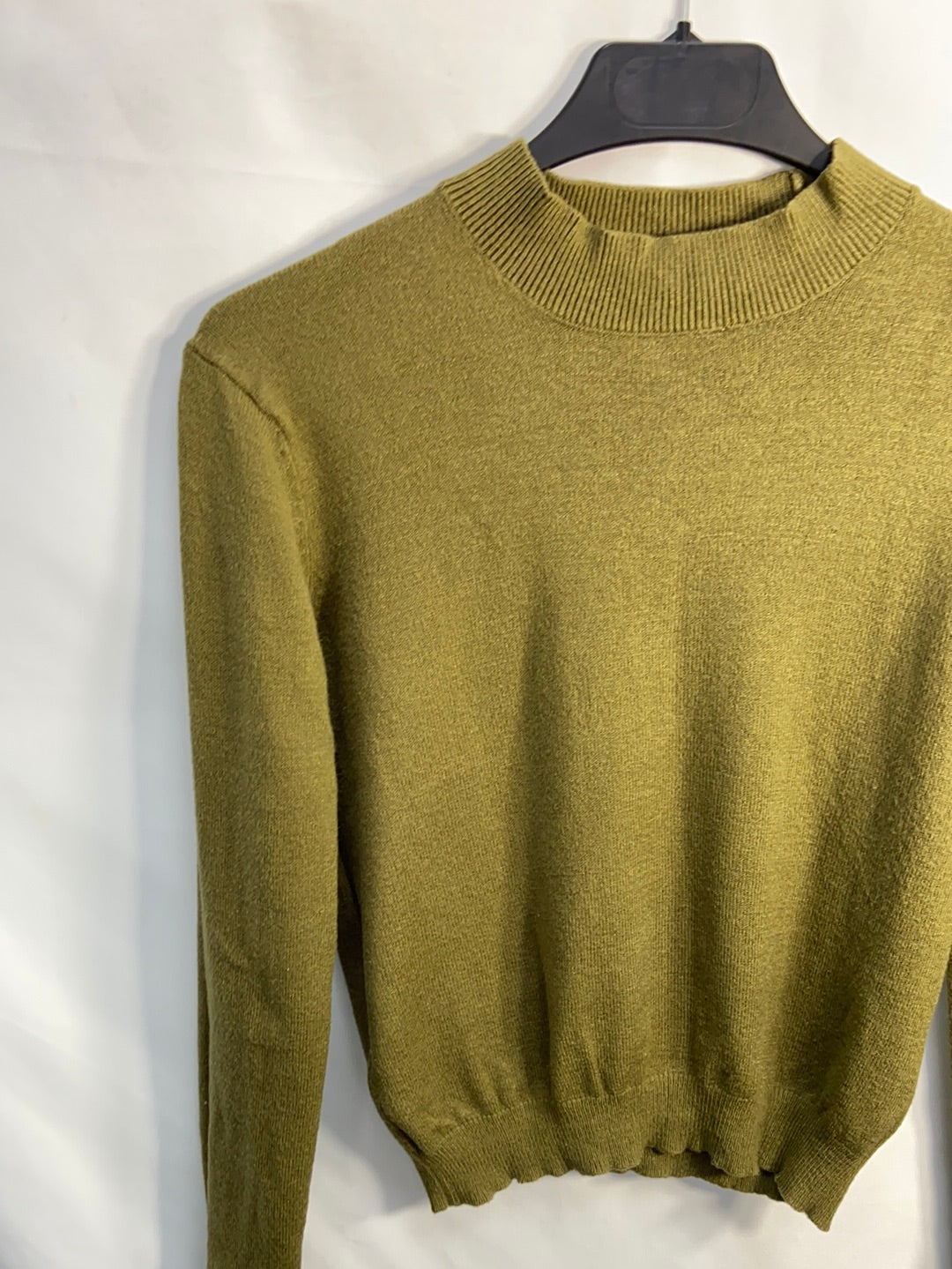 PULL&BEAR.Jersey finito verde T.s