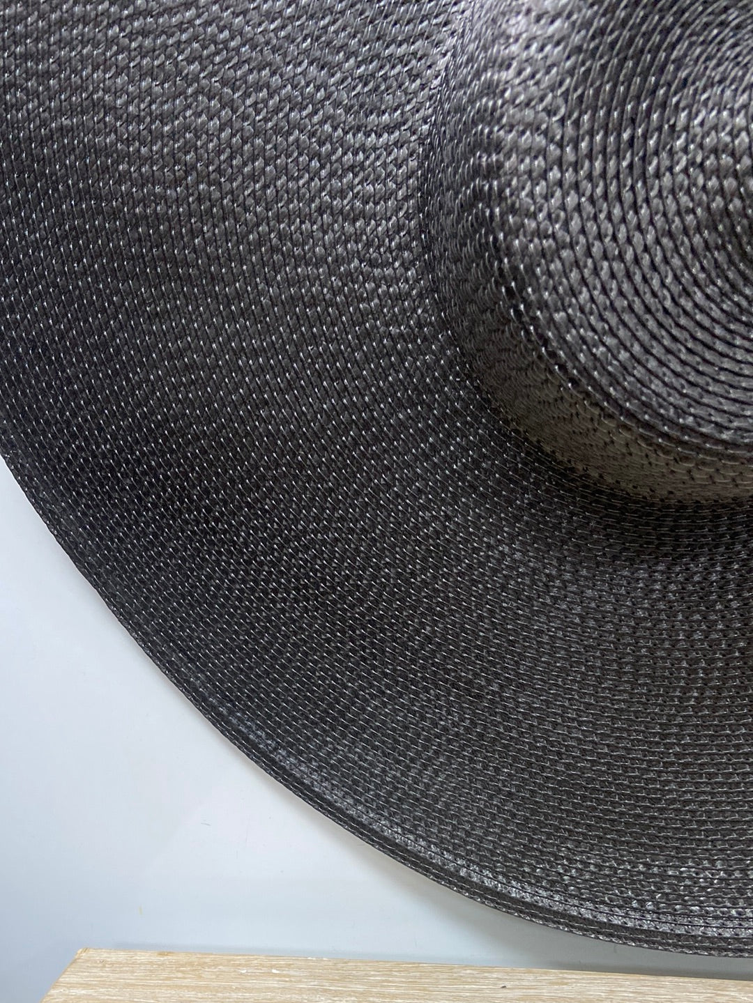 OTRAS. Pamela maxi negra