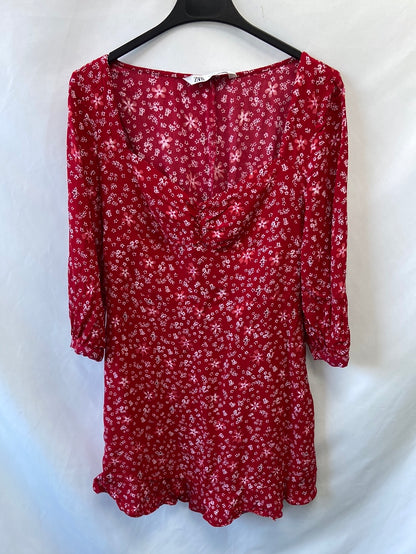 ZARA. Red floral dress TM
