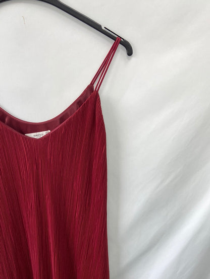 MANGO.Pleated burgundy dress S.XS