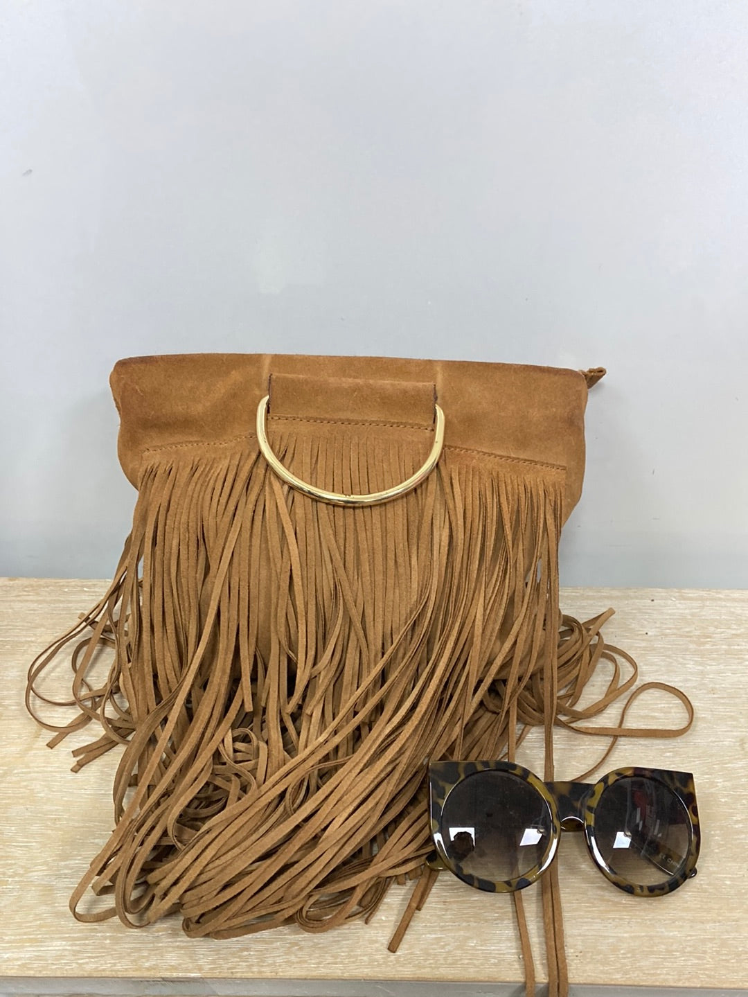 MarketMANGO.Bolso ante flecos camel