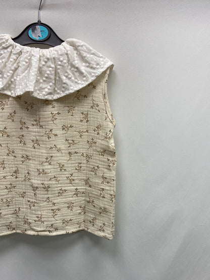 MIJI.Blusa beige sin mangas 4 años